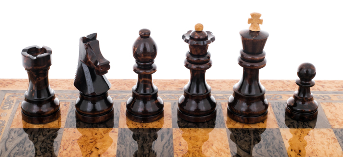 Karelian birch chess "Classic"